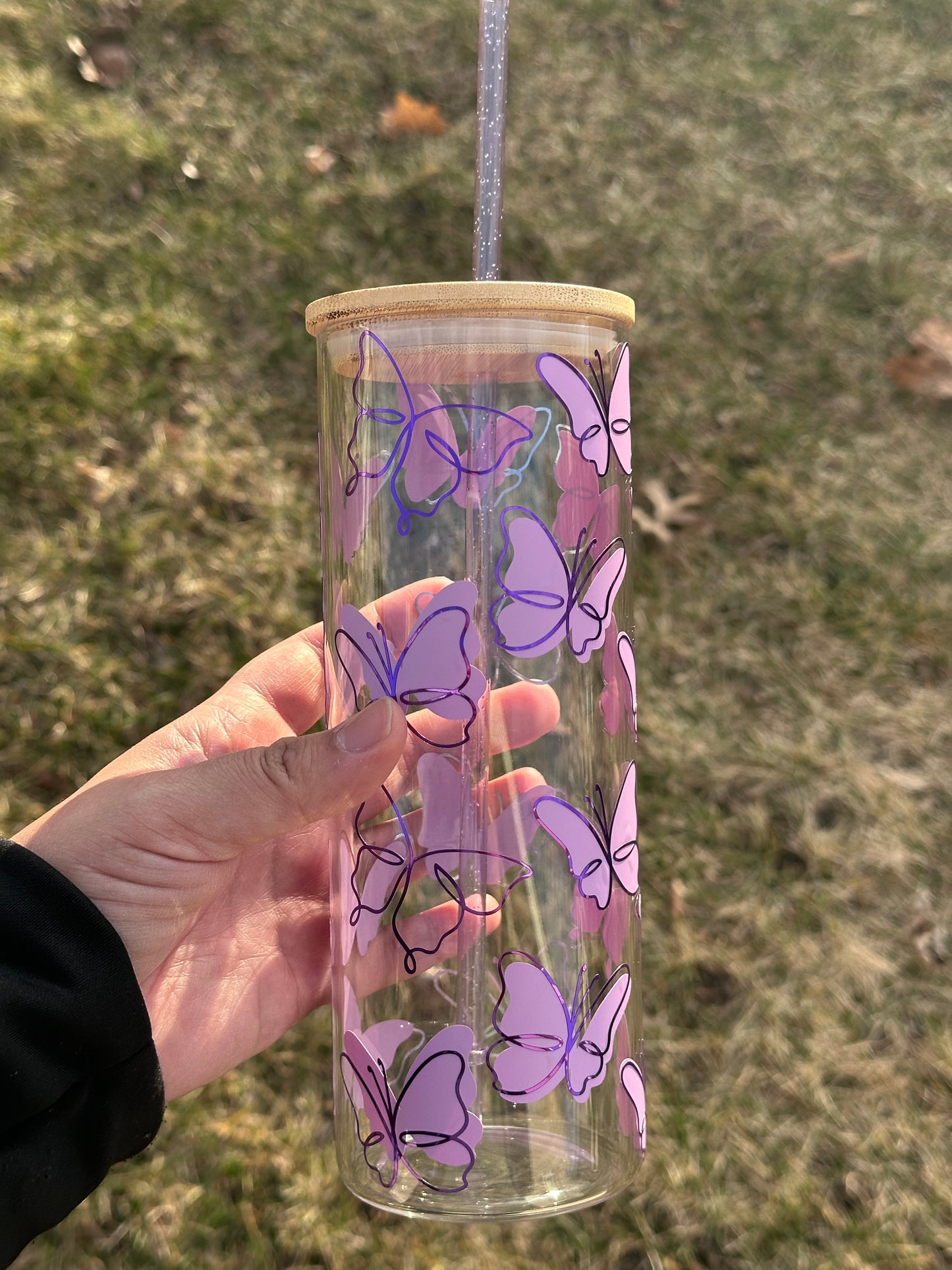 Butterfly 25 Oz glass