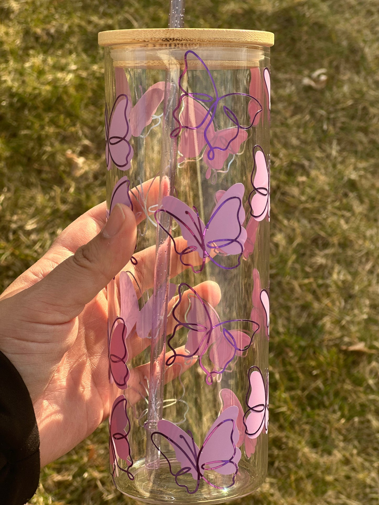 Butterfly 25 Oz glass