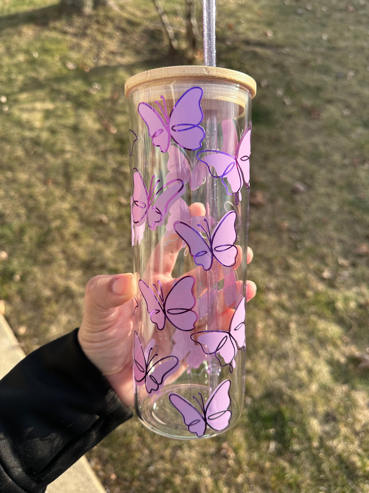 Butterfly 25 Oz glass