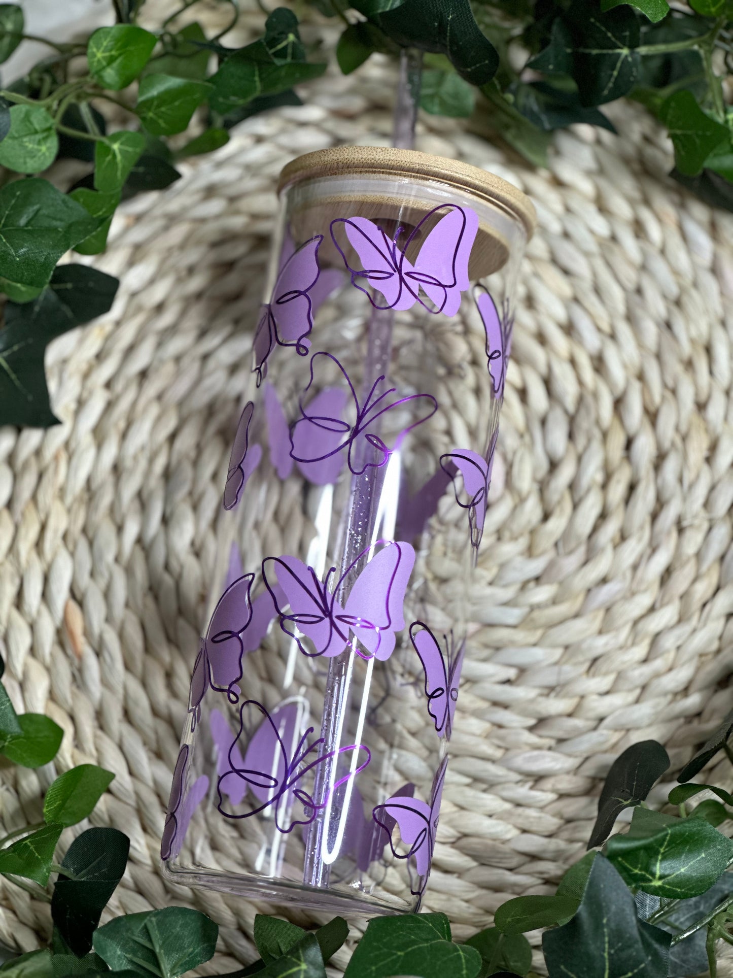 Butterfly 25 Oz glass