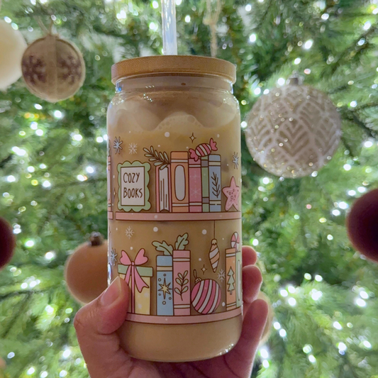 Cozy Christmas Bookshelf Glass Cup