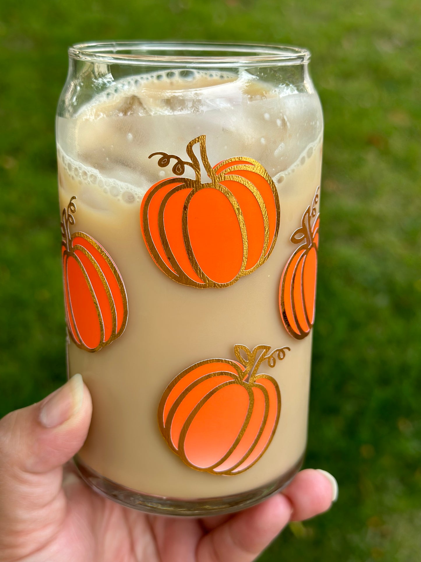 Pumpkin Color changing Glass can