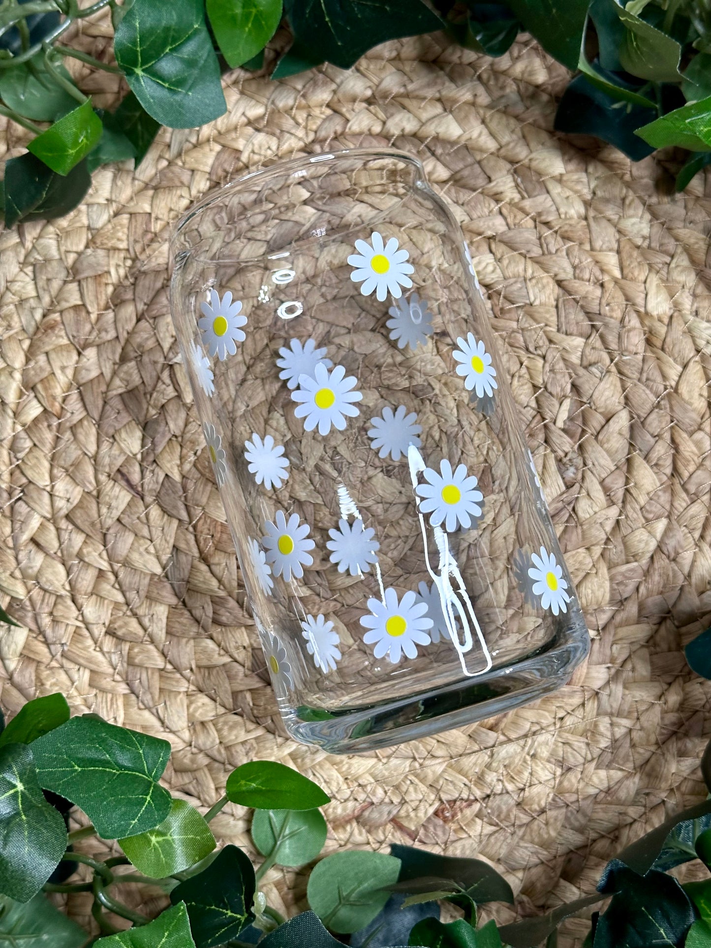 Tiny Daisies Glass Cup