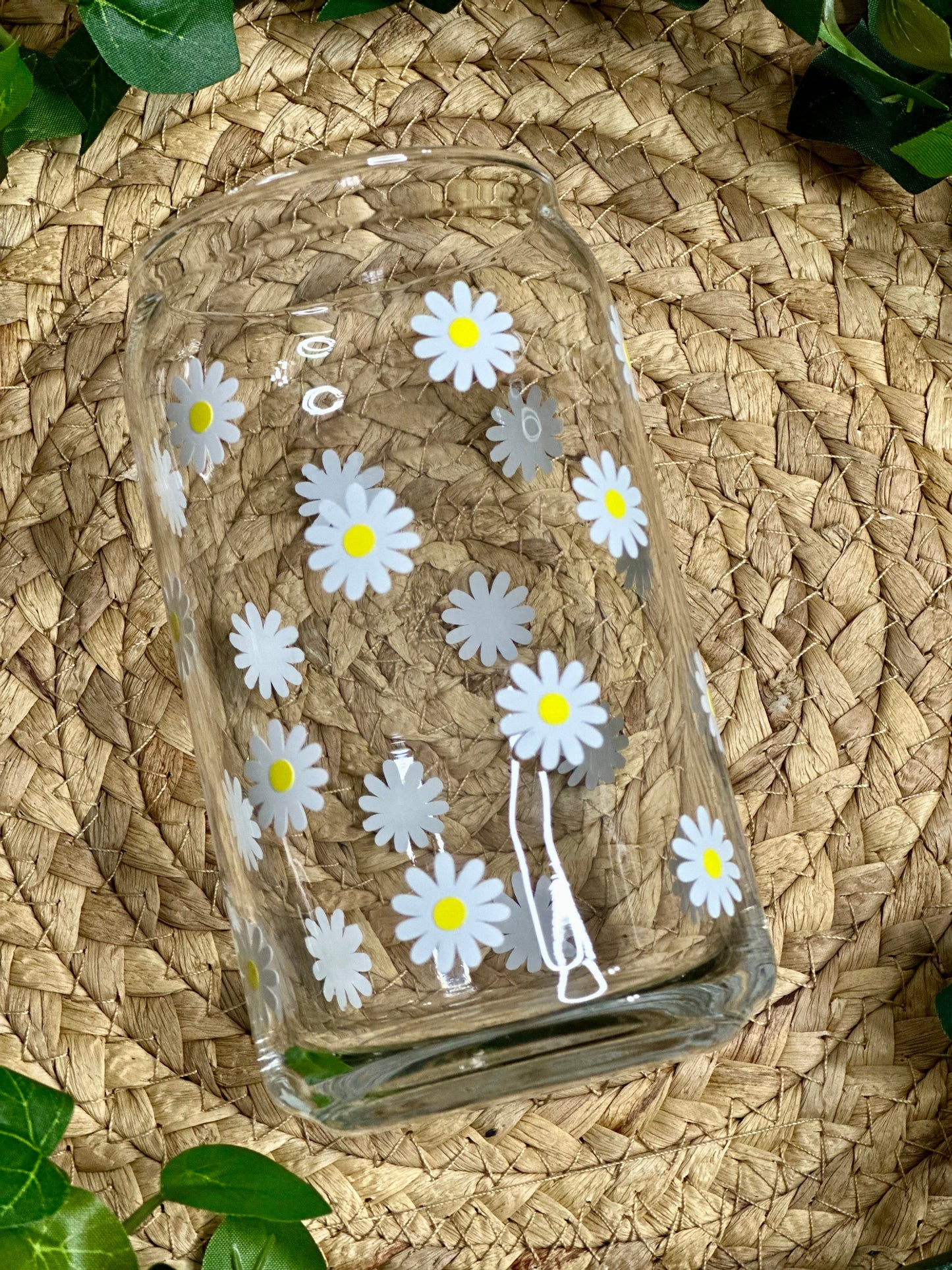 Tiny Daisies Glass Cup