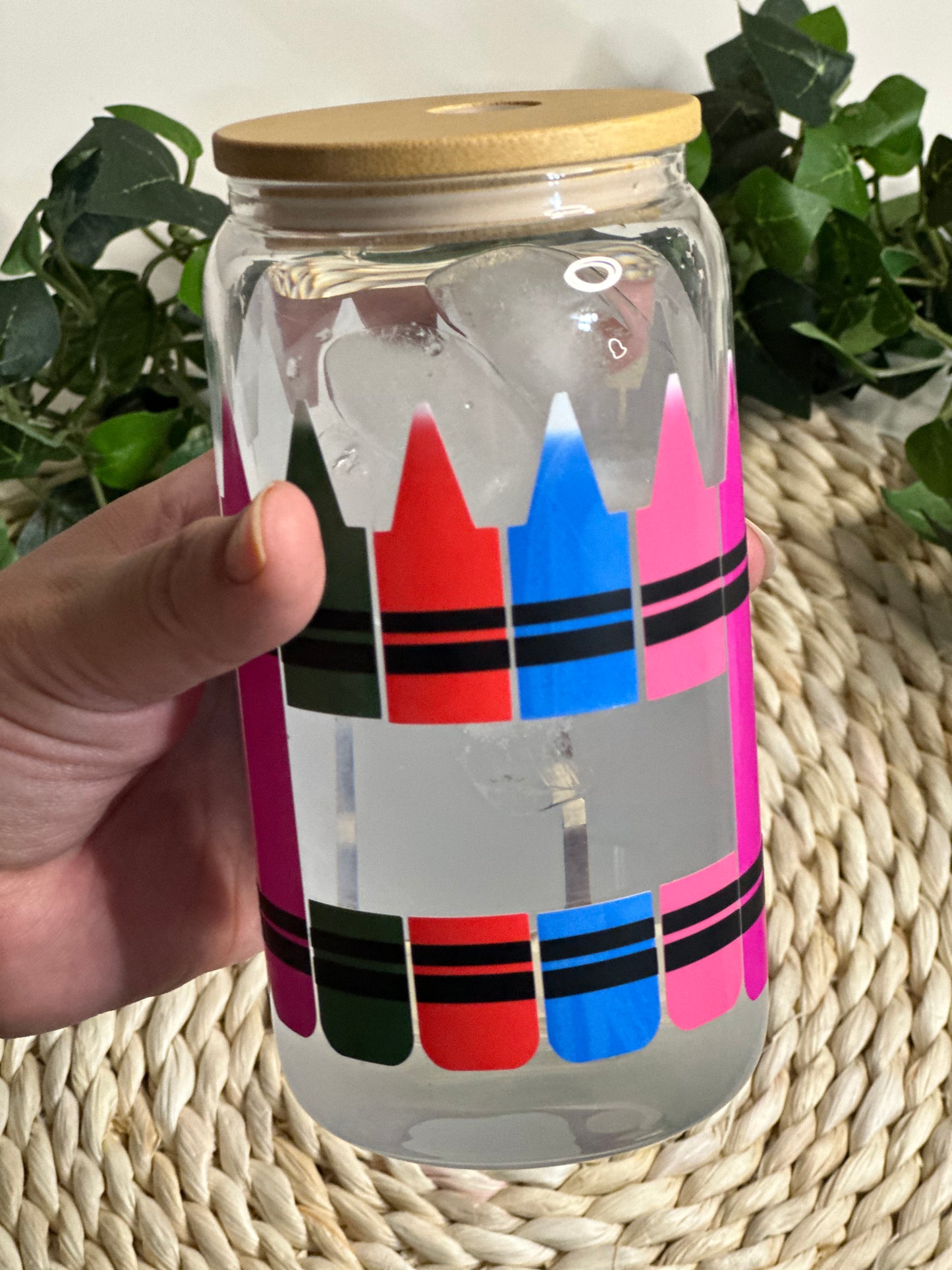 Color changing crayon glass cup