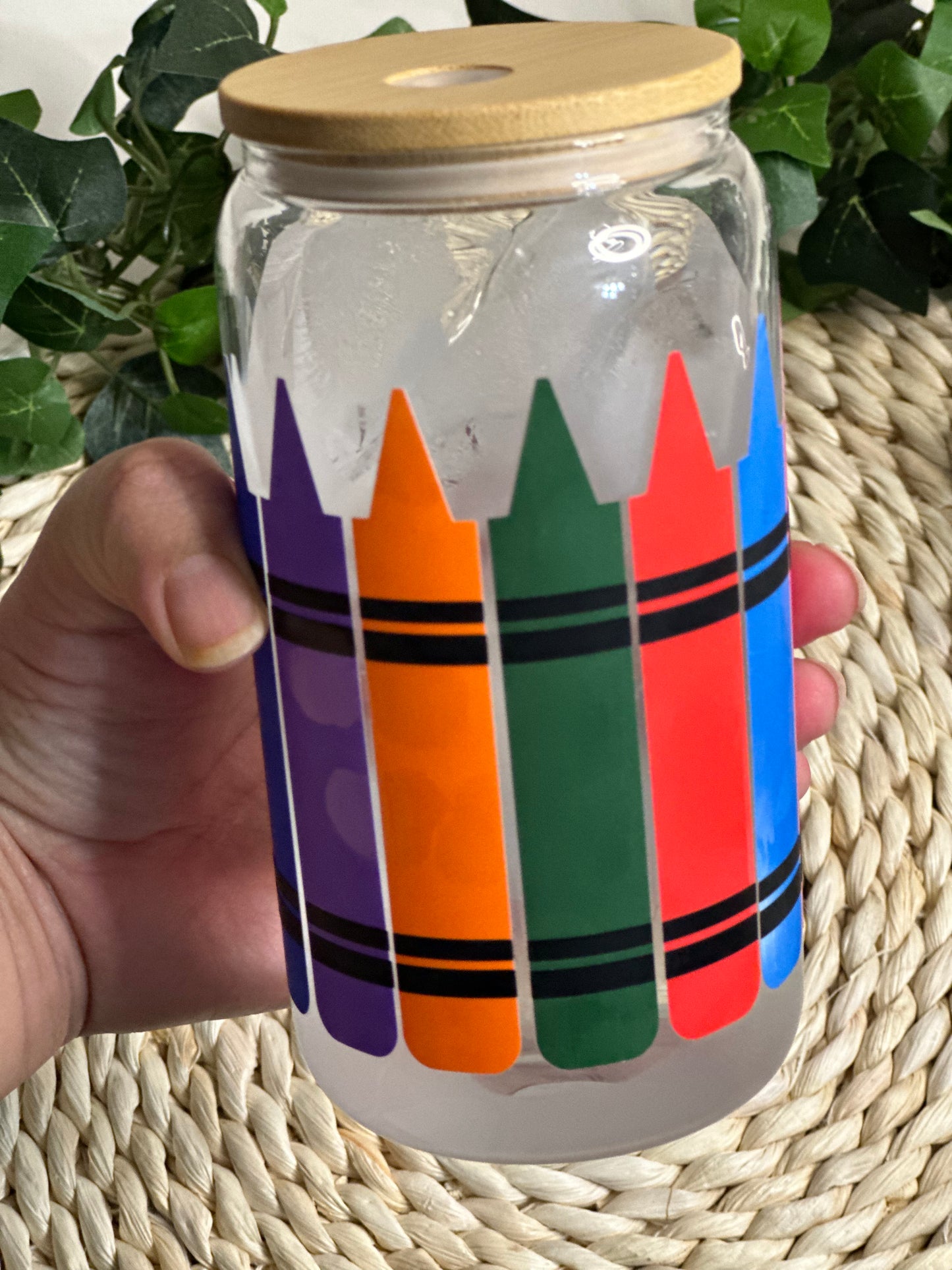 Color changing crayon glass cup