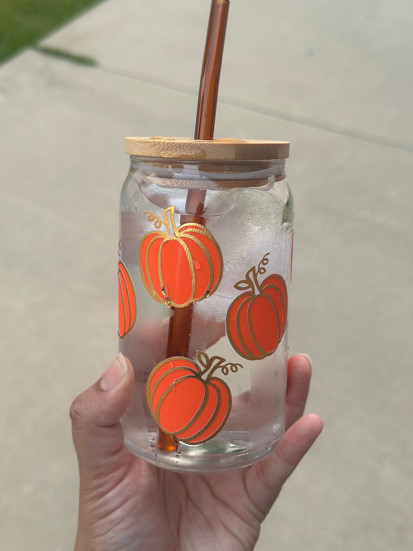 Pumpkin Color changing Glass can